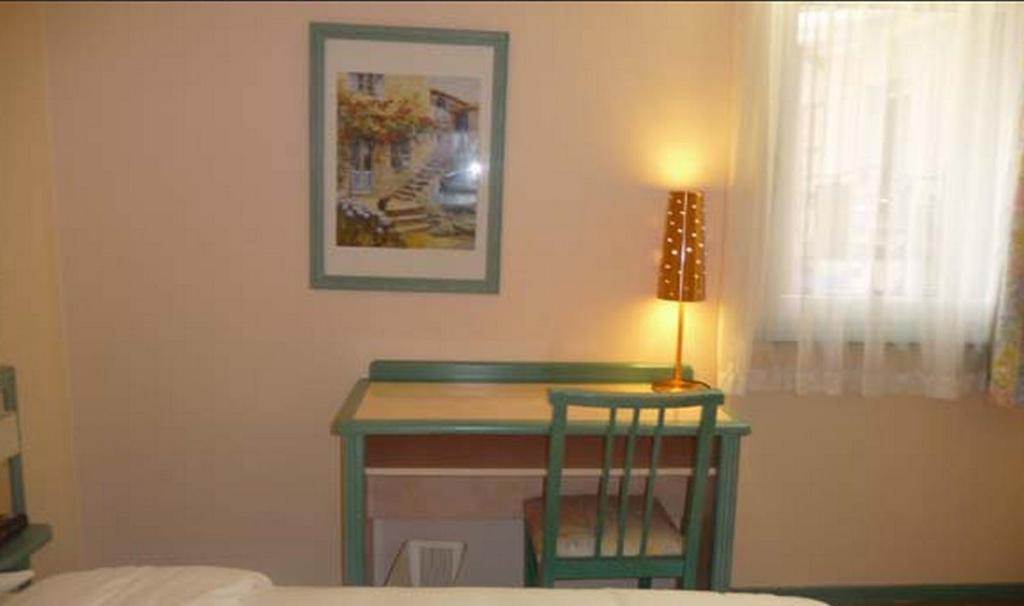 Hotel Le Chatelain Faulquemont Zimmer foto