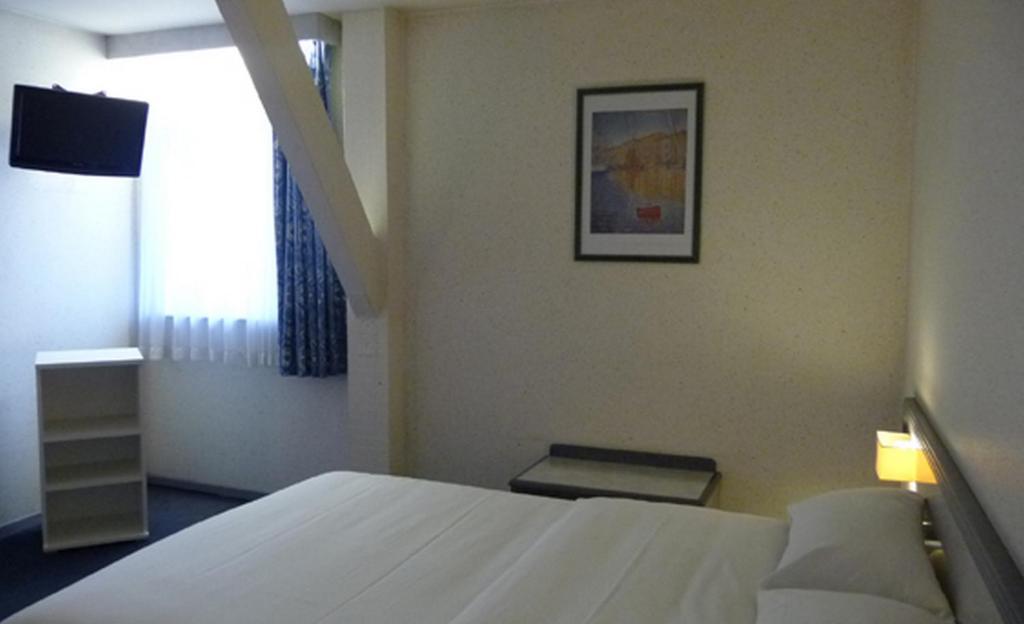 Hotel Le Chatelain Faulquemont Zimmer foto